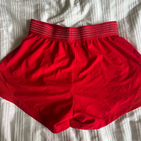 Nike running shorts - Picture 2 of 3